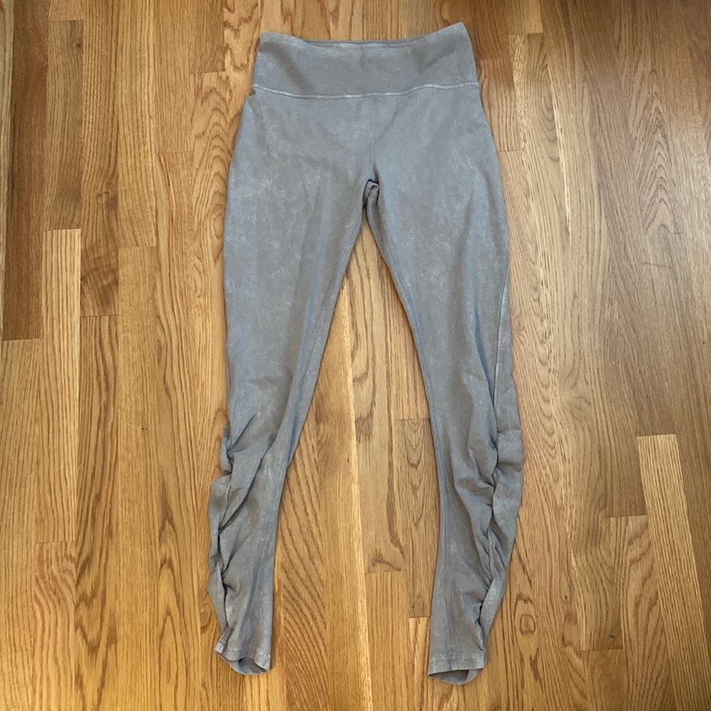 Lululemon Leggings With Ruched Sides